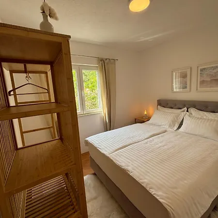 Luxury Nikolina Sea&city View