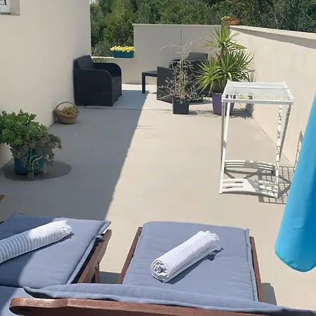 Apartment Luxury Nikolina Sea&city View