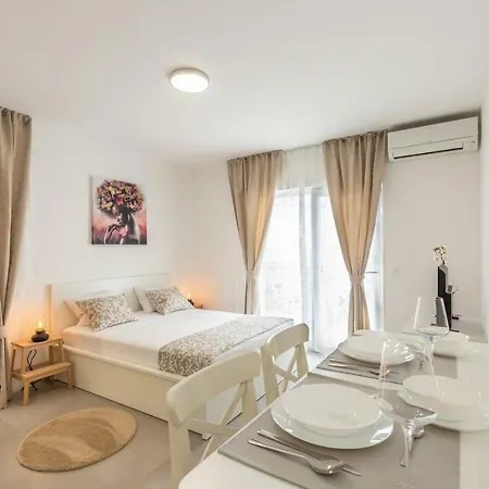 Luxury Nikolina Sea&city View Apartment Makarska