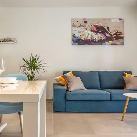 Apartment Luxury Nikolina Sea&city View